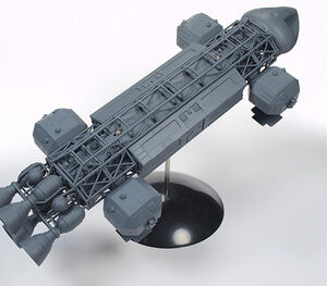 Space 1999 1/72 Scale Eagle ALL NEW KIT from MPC/Round 2 14 inches