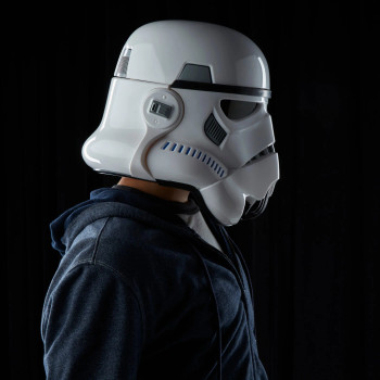 Star Wars The Black Series - Rogue One - A Star Wars Story Imperial Stormtrooper Electronic Helmet - Image 12