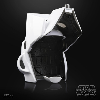 Star Wars The Black Series Scout Trooper Premium Electronic Helmet - Image 7