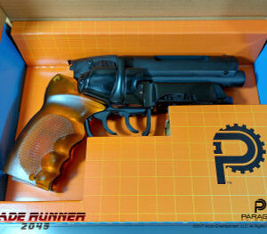 Blade Runner 2049 – Deckard’s Blaster (Pro Series) Model Kit