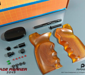 Blade Runner 2049 – Deckard’s Blaster (Pro Series) Model Kit
